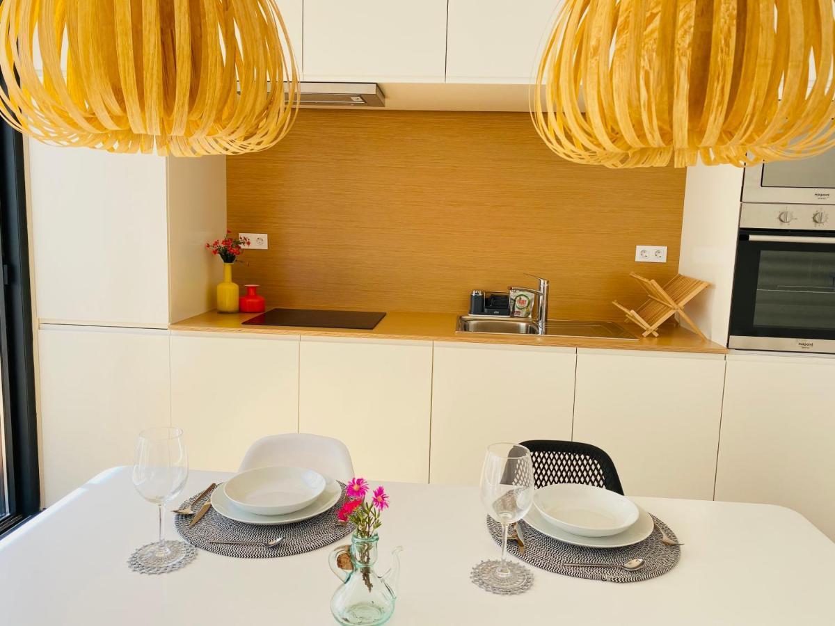 Aljube Residences I - Apt Novo, Com Terraco, Centro Pdl 蓬塔德尔加达 外观 照片