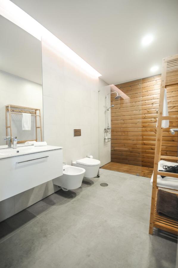 Aljube Residences I - Apt Novo, Com Terraco, Centro Pdl 蓬塔德尔加达 外观 照片