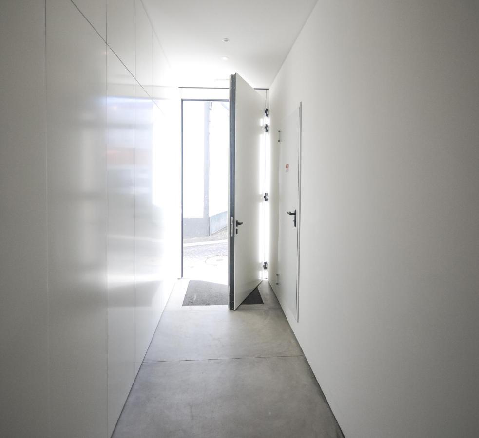 Aljube Residences I - Apt Novo, Com Terraco, Centro Pdl 蓬塔德尔加达 外观 照片